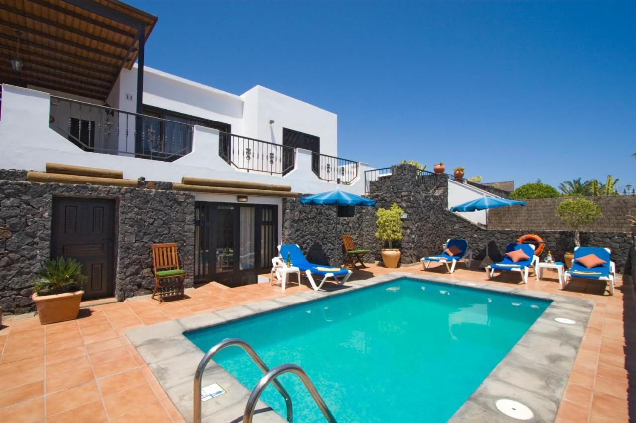 4 Bedroom Villa Saturn With Private Heated Pool Puerto del Carmen  Ngoại thất bức ảnh